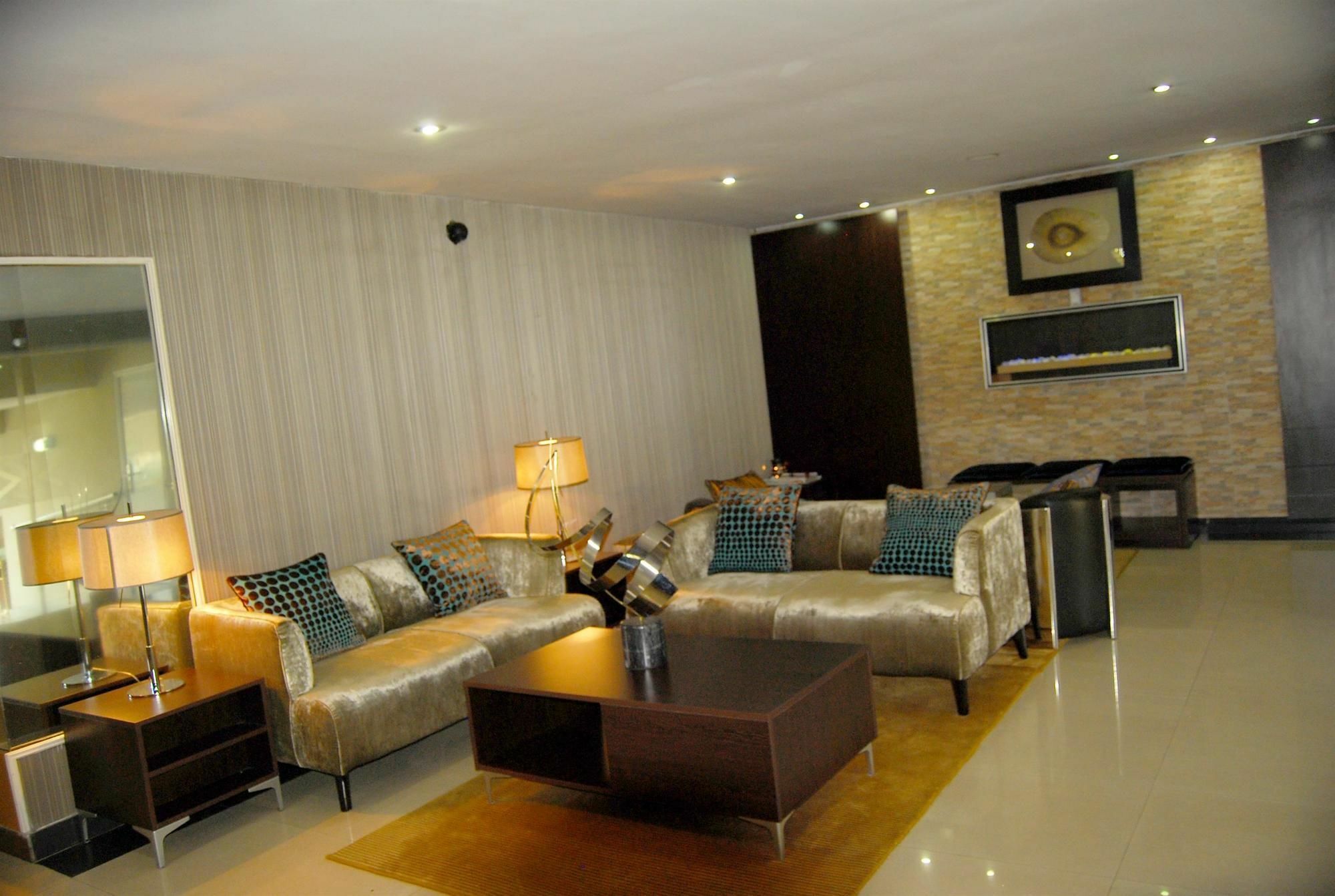 BW Starfire Hotel Ikeja Exteriér fotografie